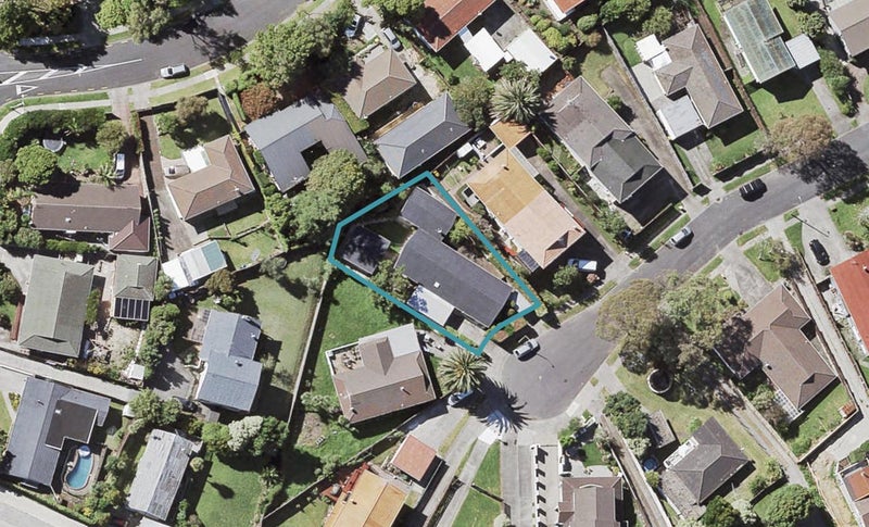 19 Colum Place, Bucklands Beach, Auckland - Carousel 1
