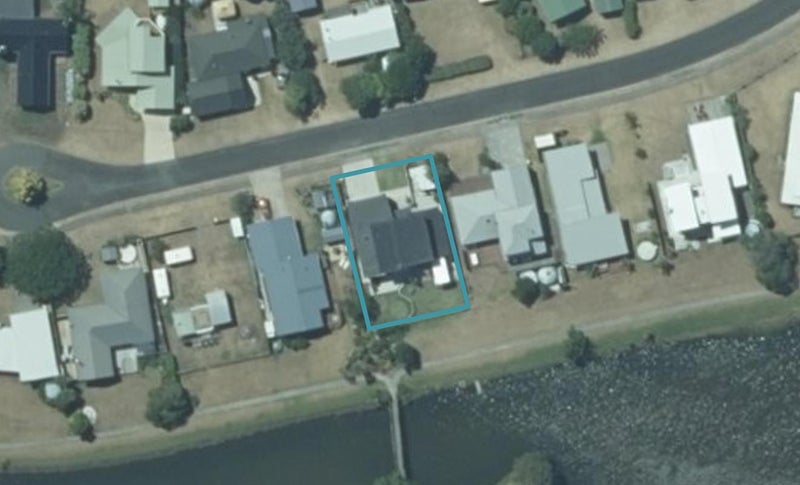 16 Martin Place, Cooks Beach, Whitianga - Carousel 1