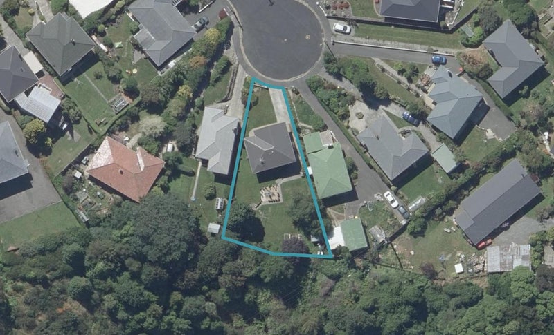 27 Derwent Street, Helensburgh, Dunedin - Carousel 1