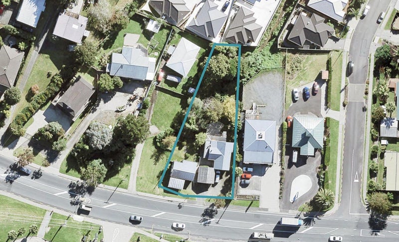 656 Whangaparaoa Road, Stanmore Bay, Whangaparaoa - Carousel 1