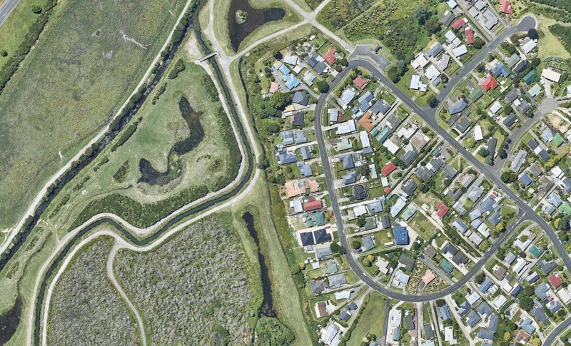 52 Humber Crescent, Gate Pa, Tauranga - Carousel 1