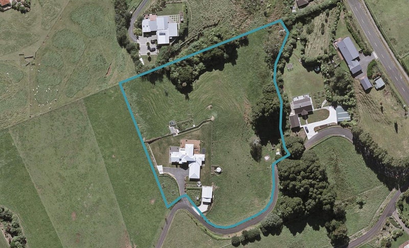 388 Tukapa Street, Hurdon, New Plymouth - Carousel 1