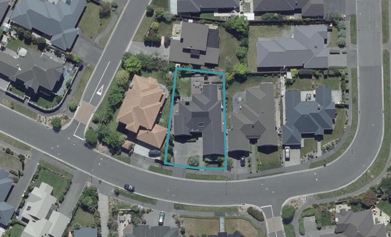 32 Bottle Lake Drive, Parklands, Christchurch - Carousel 1