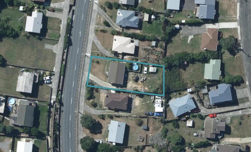 99 Te Pene Avenue, Titahi Bay, Porirua - Carousel 1