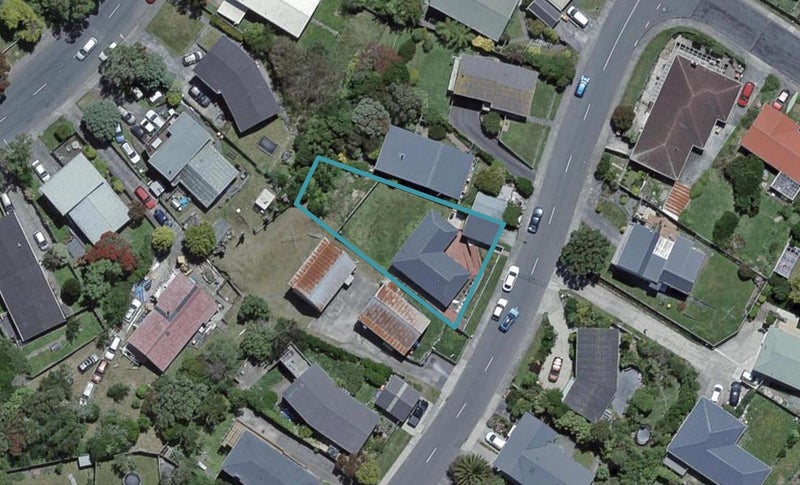41 Fitzpatrick Street, Newlands, Wellington - Carousel 1