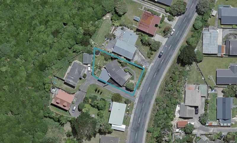 198 Mitchell Street, Brooklyn, Wellington - Carousel 1