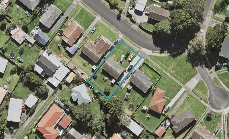 86 Chingford Close, Mangere, Auckland - Carousel 1