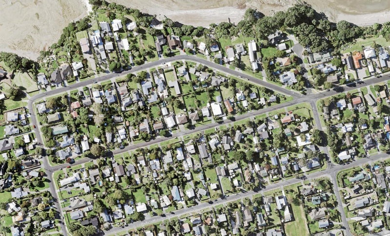 22 First View Avenue, Beachlands, Auckland - Carousel 1