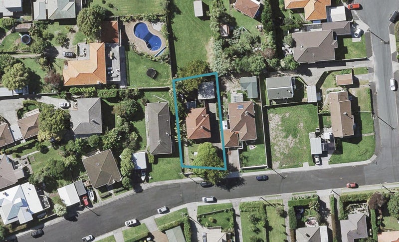 18 Achilles Crescent, Narrow Neck, Auckland - Carousel 1