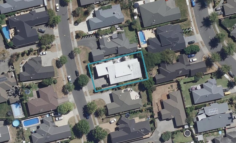 19 Ravenscourt Place, Huntington, Hamilton - Carousel 1
