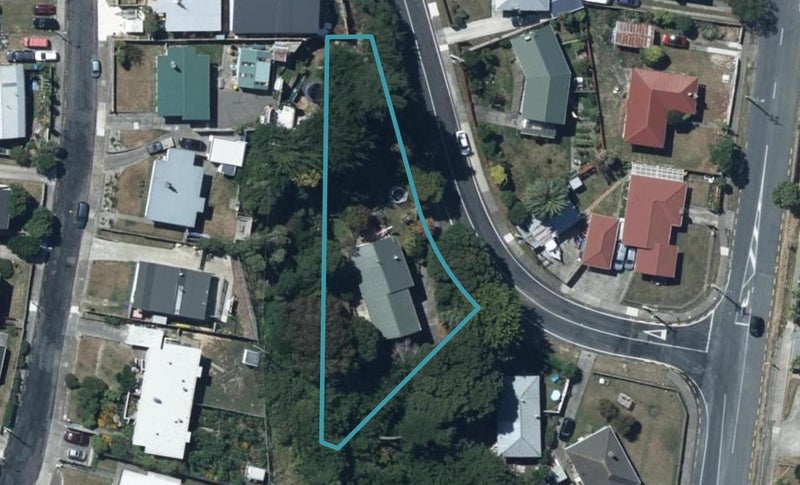 62 Jillett Street, Titahi Bay, Porirua - Carousel 1