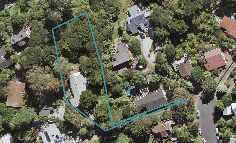 9 Tranquil Glade, Hillcrest, Auckland - Carousel 1