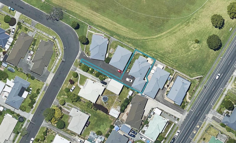 28C Pemberton Crescent, Greerton, Tauranga - Carousel 1