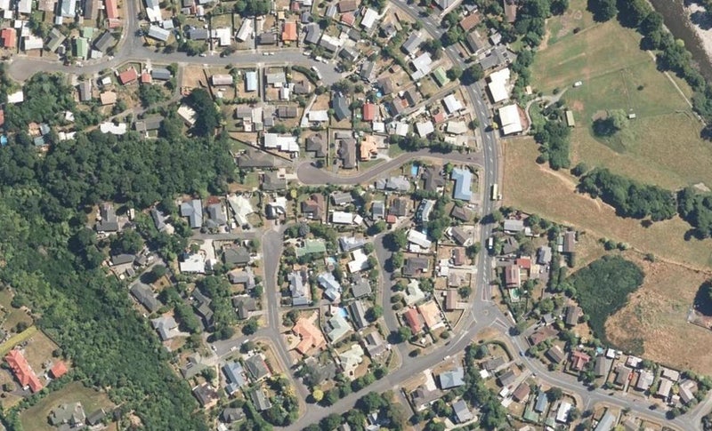 11A Donegal Grove, Birchville, Upper Hutt - Carousel 1
