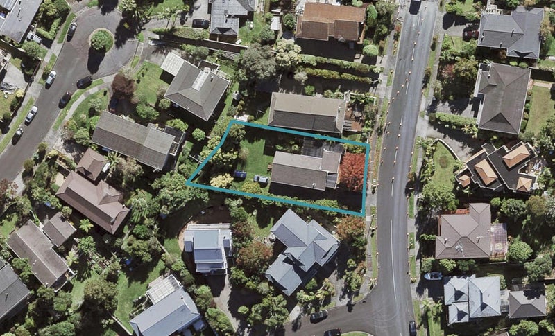 124 Porritt Avenue, Chatswood, Auckland - Carousel 1