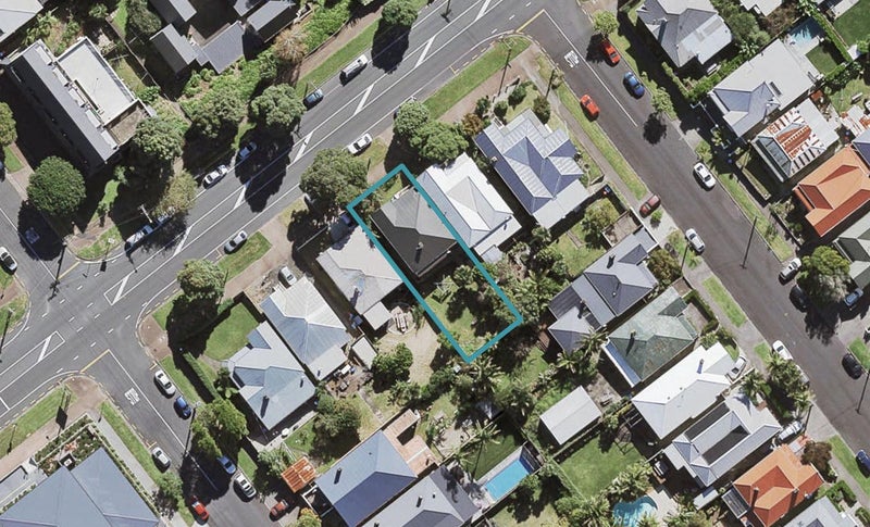 124 Williamson Avenue, Grey Lynn, Auckland - Carousel 1
