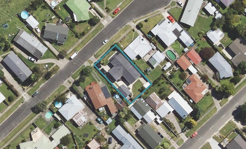 7 Justin Street, Mangapapa, Gisborne - Carousel 1