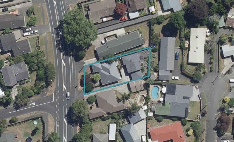 720 River Road, Chartwell, Hamilton - Carousel 1