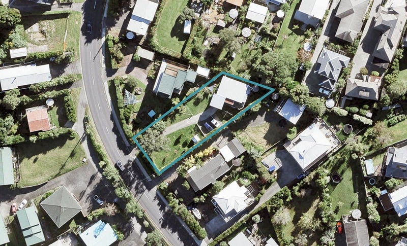 284 Vipond Road, Stanmore Bay, Whangaparaoa - Carousel 1