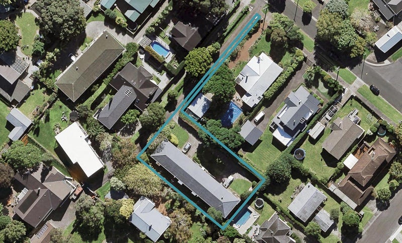1/0 Alexis Avenue, Mount Albert, Auckland - Carousel 1