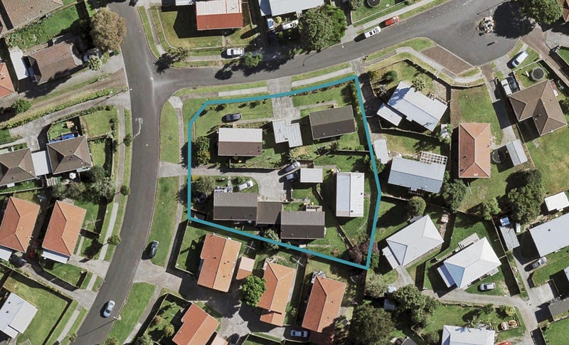 19 Kennington Drive, Clendon Park, Auckland - Carousel 1