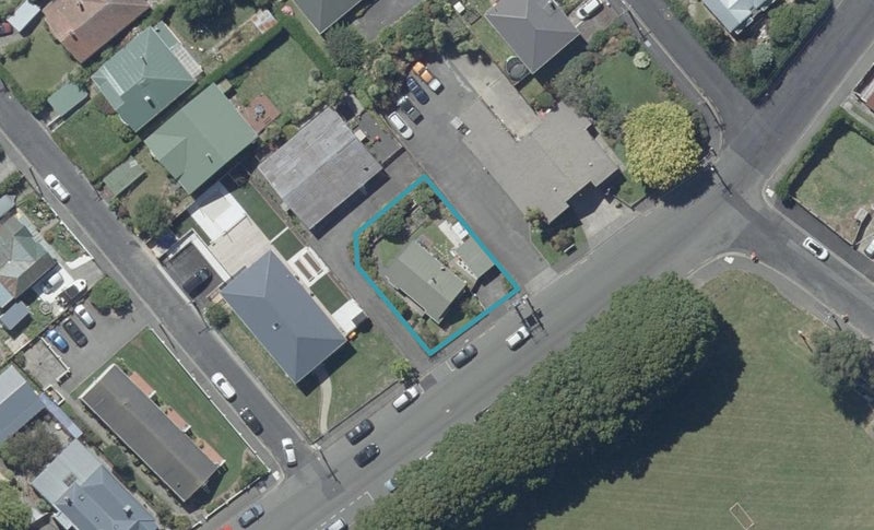 35 Nairn Street, Kaikorai, Dunedin - Carousel 1