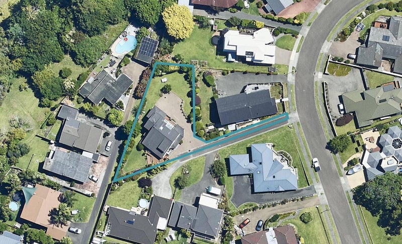 40 Hillcrest Road, Otumoetai, Tauranga - Carousel 1