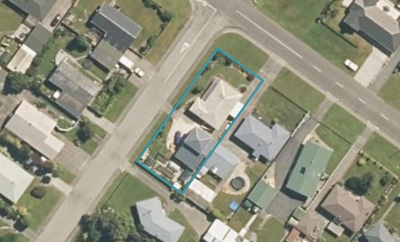 81 Tudor Street, Hokitika - Carousel 1
