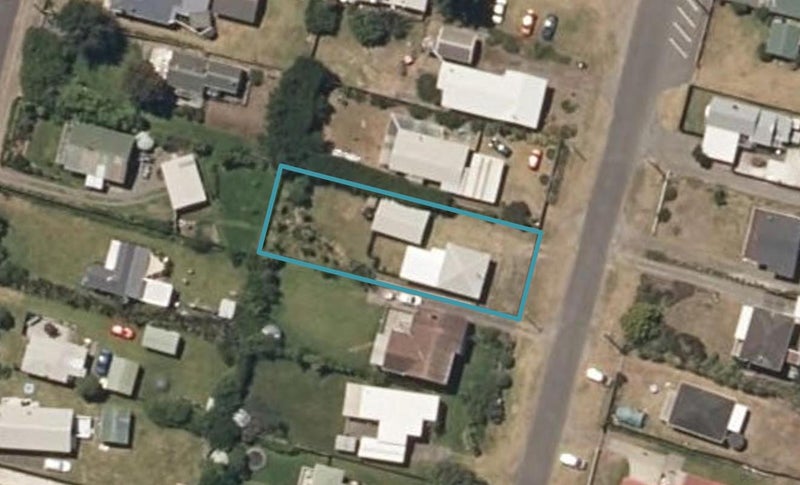 81 Park Avenue, Waitārere Beach, Levin - Carousel 1