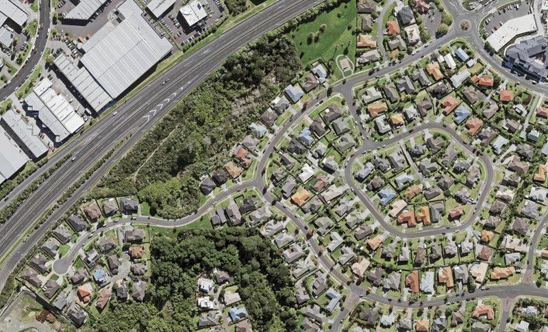 67 Bluebird Crescent, Unsworth Heights, Auckland - Carousel 1