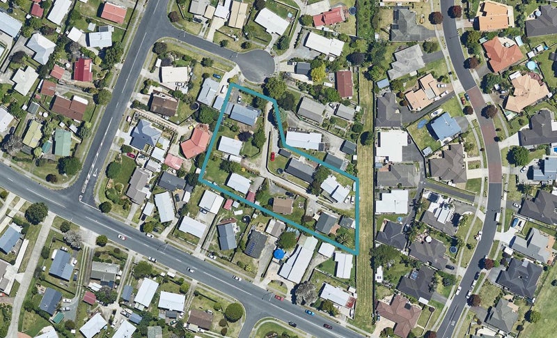 4C Kimber Grove, Papamoa Beach, Papamoa - Carousel 1
