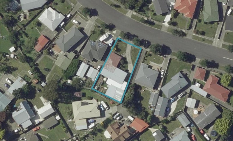 48 Karamea Crescent, Kelvin Grove, Palmerston North - Carousel 1
