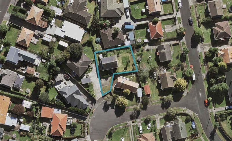 2 Torokina Place, Onehunga, Auckland - Carousel 1