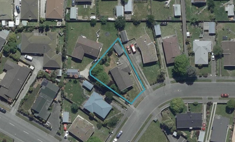 5 La Perouse Place, Northcote, Christchurch - Carousel 1
