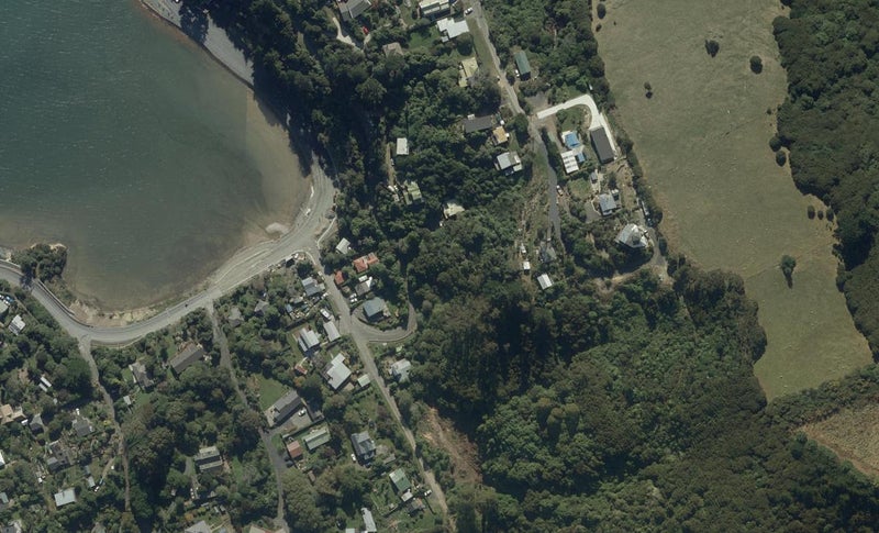 9 Oxley Crescent, Broad Bay, Dunedin - Carousel 1