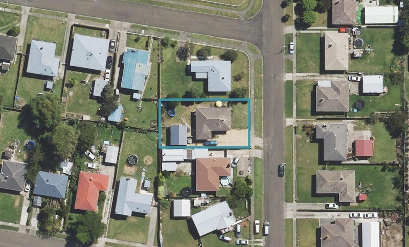 20 Pickering Street, Outer Kaiti, Gisborne - Carousel 1
