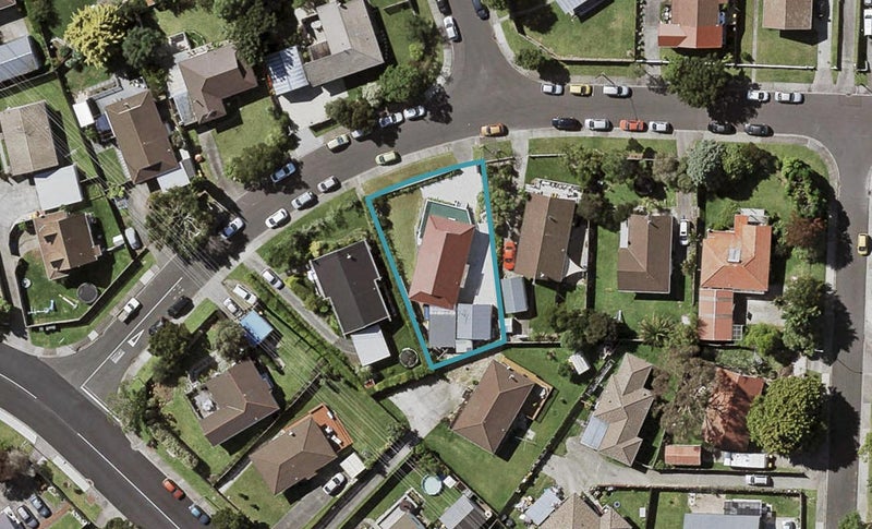 52 Santiago Crescent, Unsworth Heights, Auckland - Carousel 1