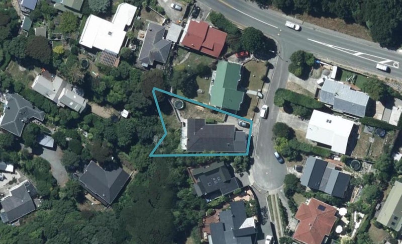 4 Arapawa Place, Plimmerton, Porirua - Carousel 1