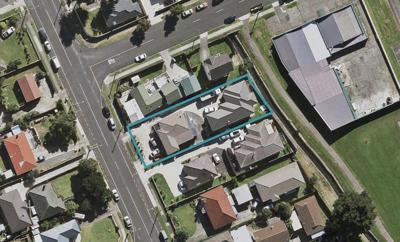 28 Plunket Avenue, Papatoetoe, Auckland - Carousel 1