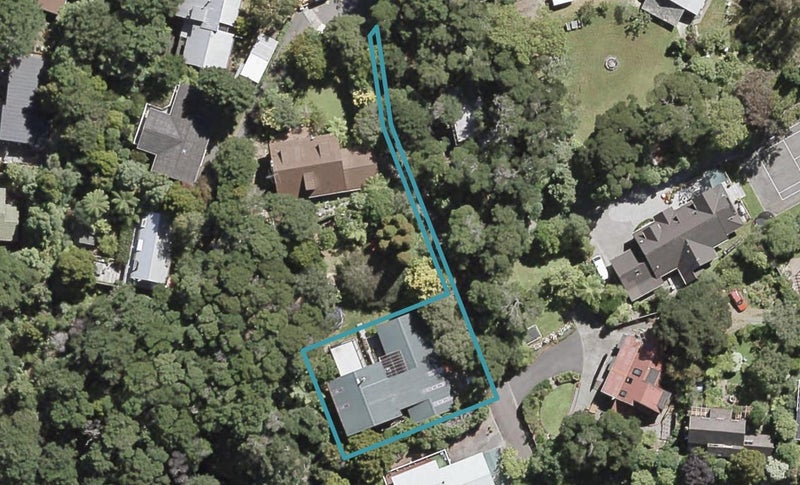 18 Freemans Way, Pinehaven, Upper Hutt - Carousel 1