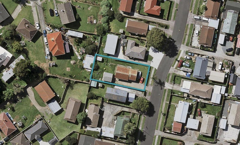 14 Coombe Avenue, Otara, Auckland - Carousel 1