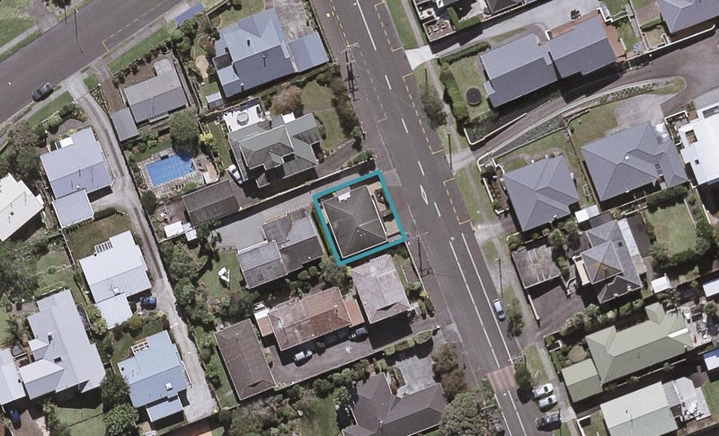48 Paynters Avenue, Strandon, New Plymouth - Carousel 1