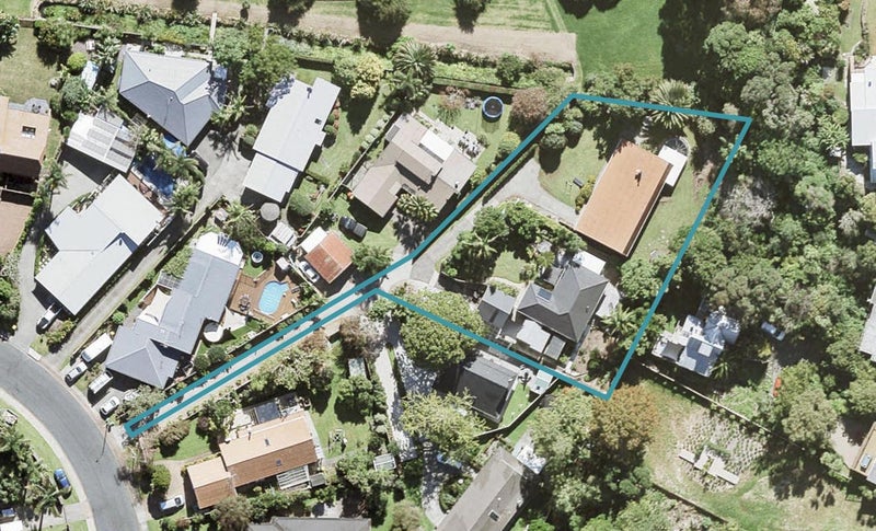 36 The Circle, Manly, Whangaparaoa - Carousel 1