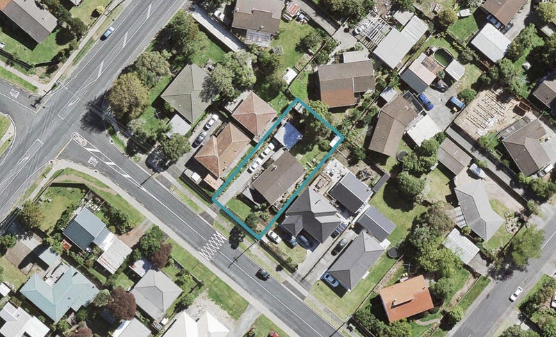 36 Parrs Cross Road, Henderson, Auckland - Carousel 1