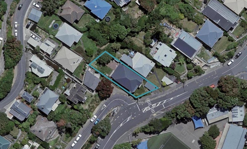 32 Hataitai Road, Hataitai, Wellington - Carousel 1