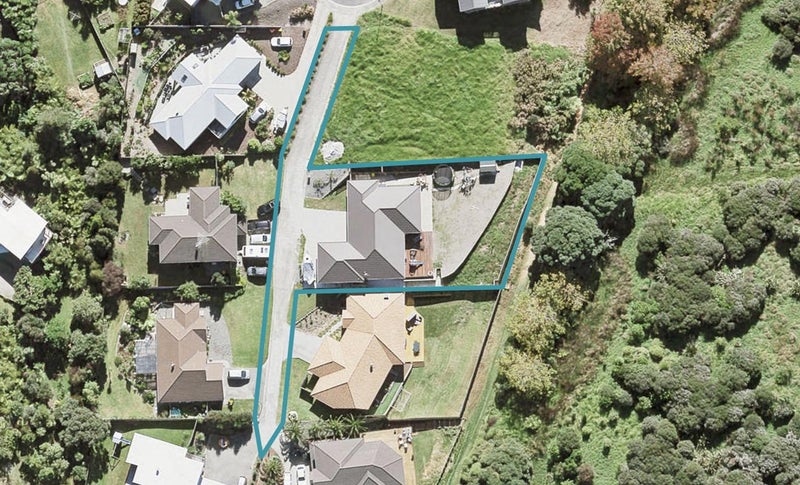 38 Kotanui Avenue, Army Bay, Whangaparaoa - Carousel 1