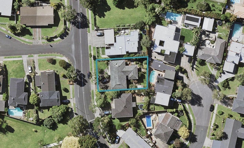 13 Fordyce Avenue, Sunnyhills, Auckland - Carousel 1