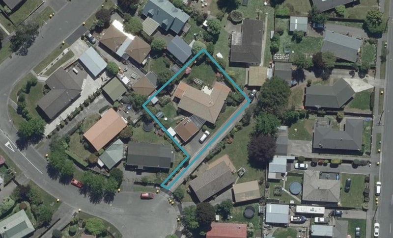7A Strack Place, Redwood, Christchurch - Carousel 1