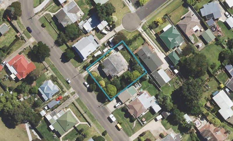 11 Perry Street, Mangapapa, Gisborne - Carousel 1