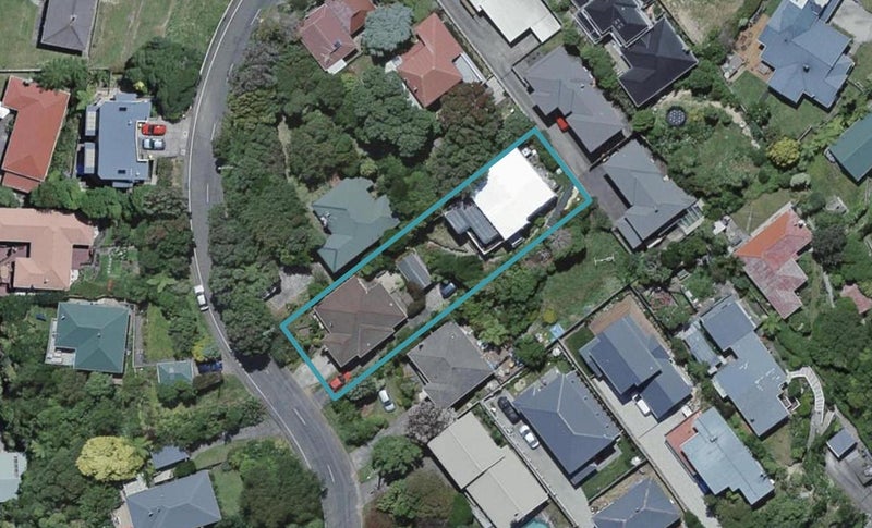 20A Olivia Crescent, Tawa, Wellington - Carousel 1